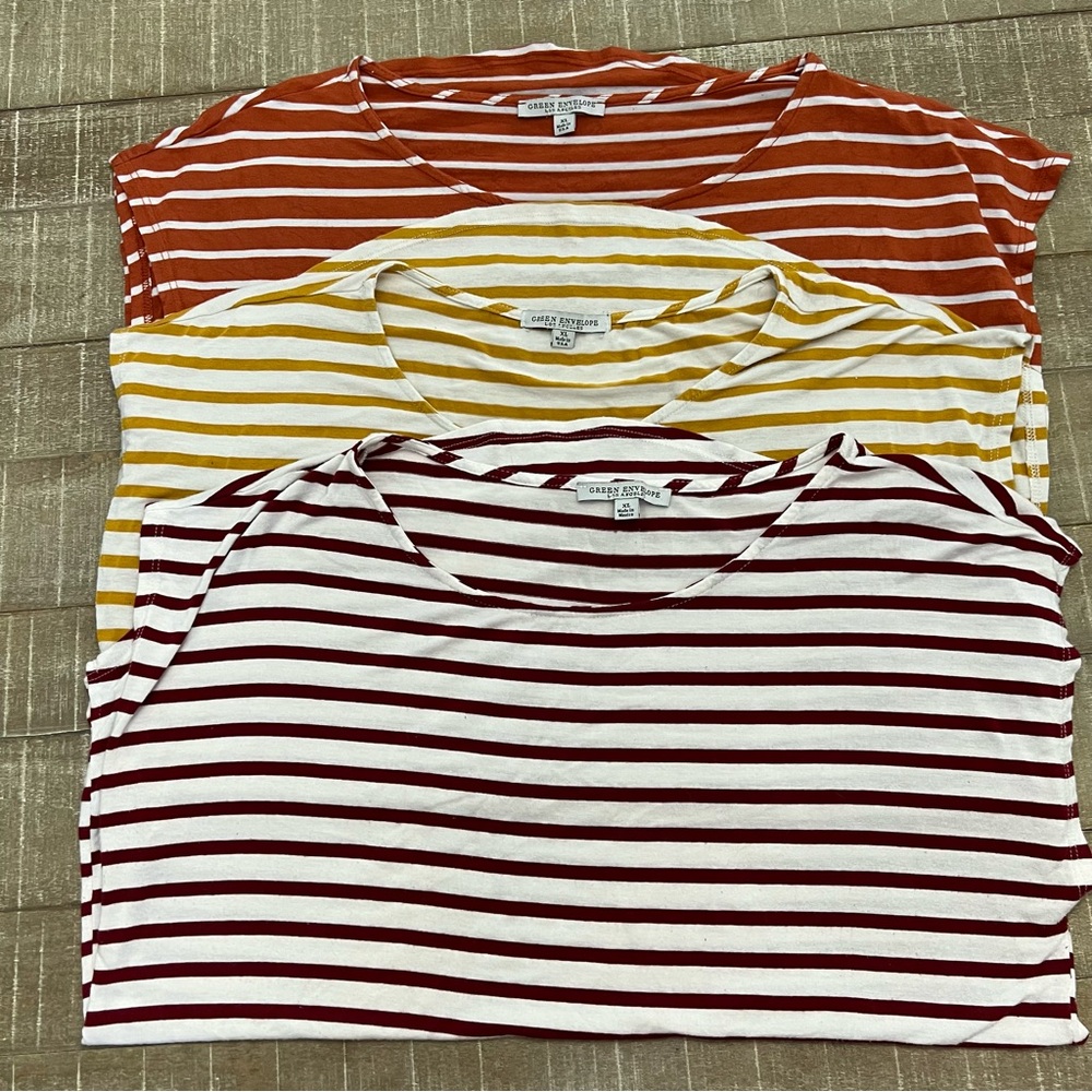 Green Envelope XL Cap Sleeve T-Shirt Relaxed Fit, all three! - Picture 4 of 5